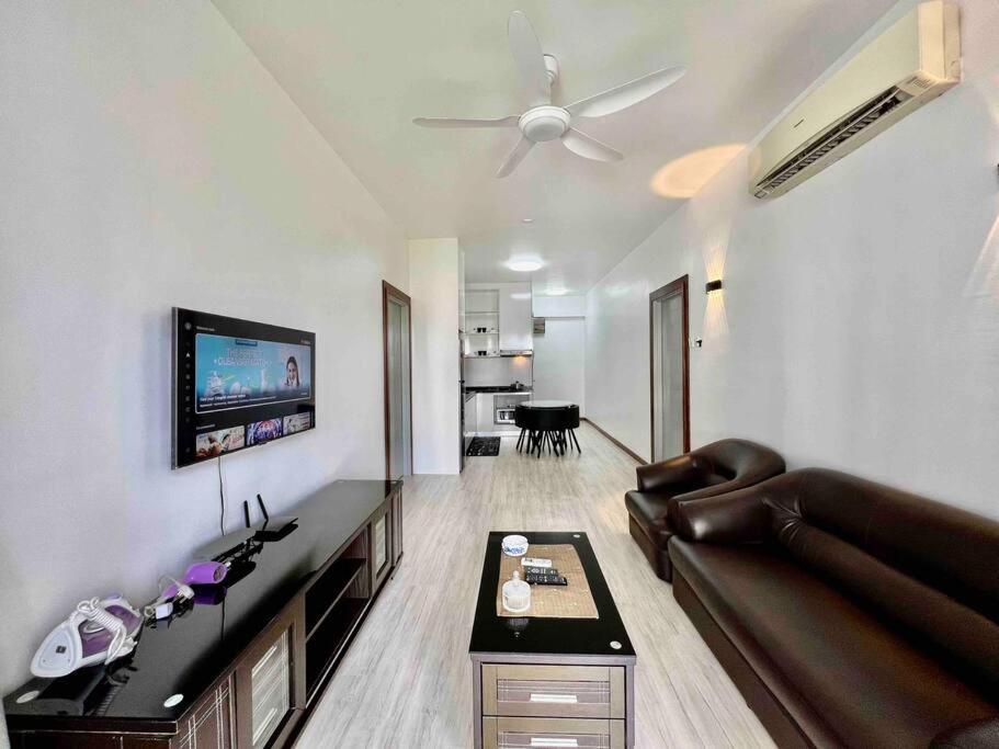 Apartamento Couple At Casa Mutiara 5 Mins Walk To Lrt, Jalan Alor And Bukit Bintang Kuala Lumpur